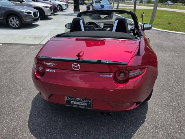 New 2026 MAZDA MX-5 Miata Club w/ Interior Package RWD image 3