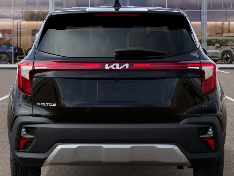 New 2026 Kia Seltos LX image 13
