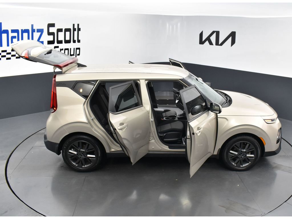 Used 2020 Kia Soul EX image 40