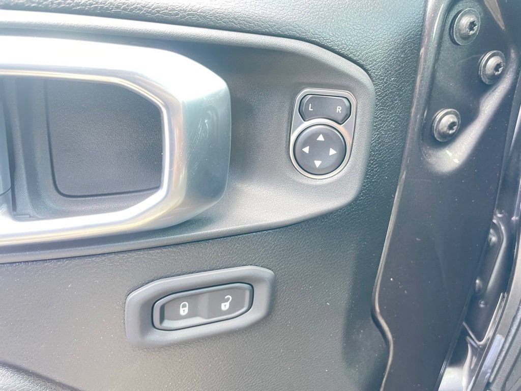 New 2026 Jeep Gladiator Sport AWD/4WD image 12