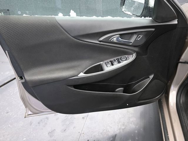 Used 2023 Chevrolet Malibu LT image 18
