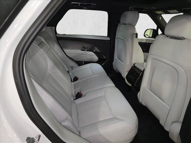 Used 2023 Land Rover Range Rover Sport SE AWD/4WD image 11