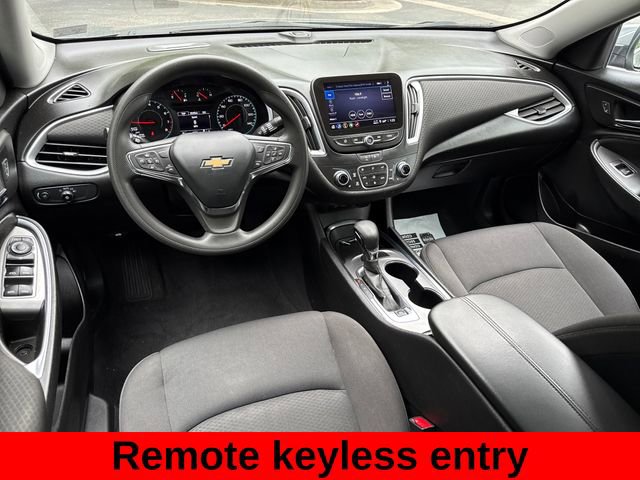 Used 2023 Chevrolet Malibu LT FWD image 25
