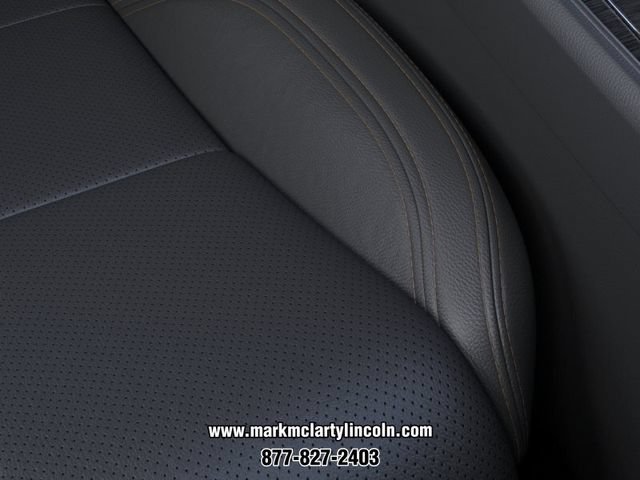 New 2026 Lincoln Aviator Reserve AWD/4WD image 16