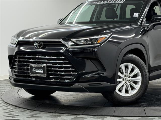 Certified 2025 Toyota Grand Highlander FWD image 3