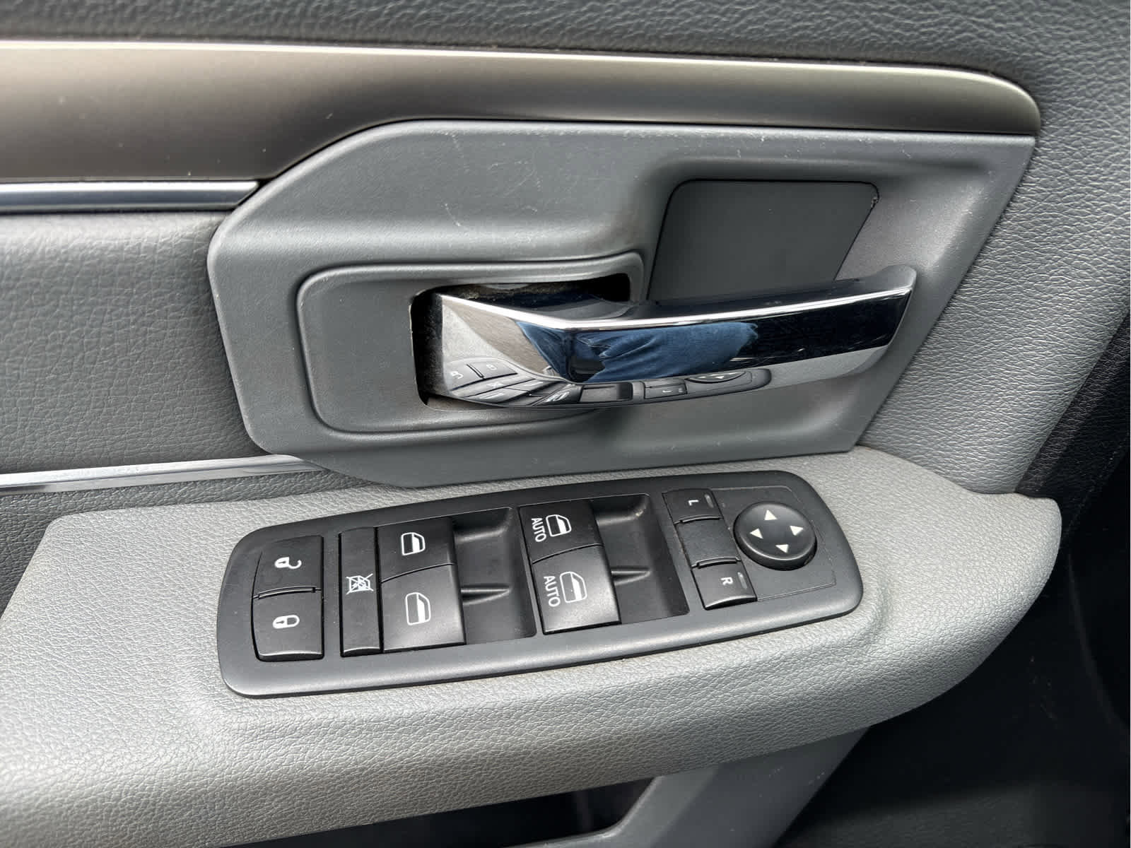 Used 2017 RAM 2500 Big Horn w/ Black Appearance Group image 26