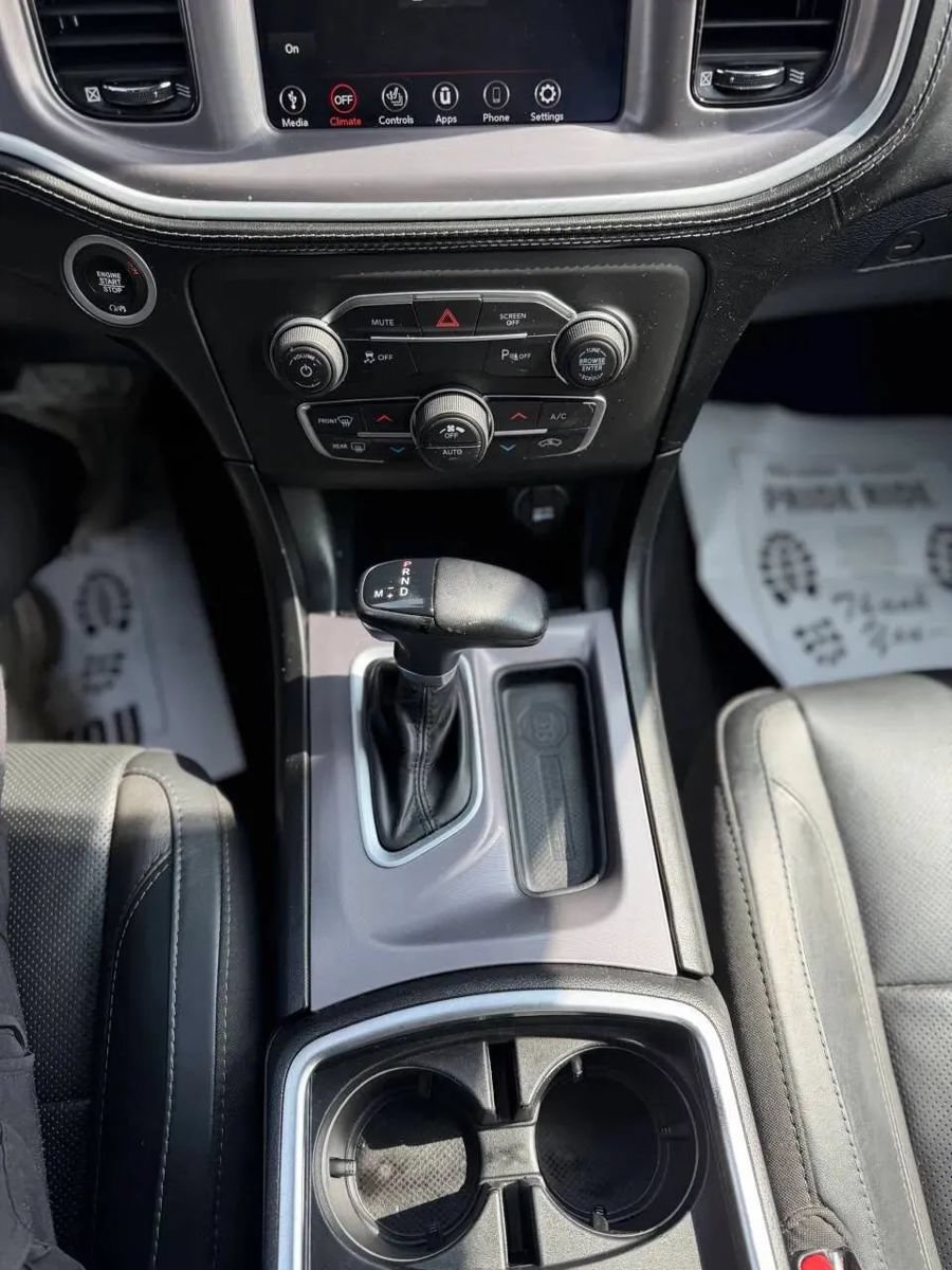 Used 2022 Dodge Charger SXT w/ Plus Group RWD image 16