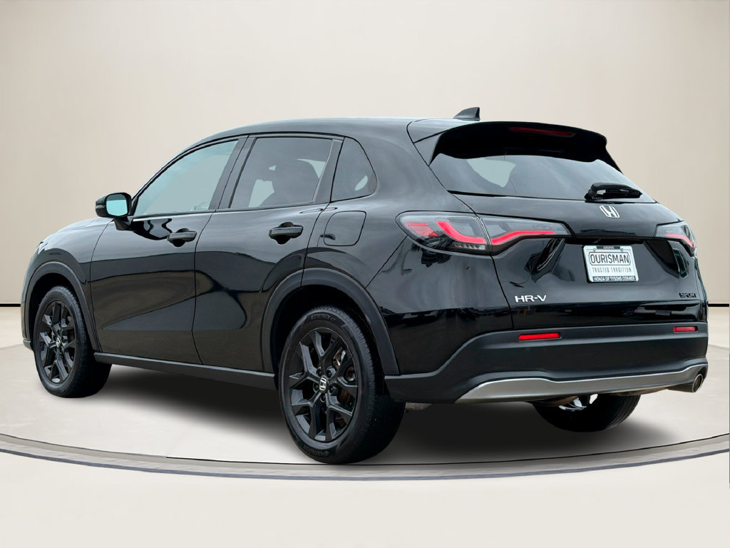 Used 2025 Honda HR-V Sport image 4