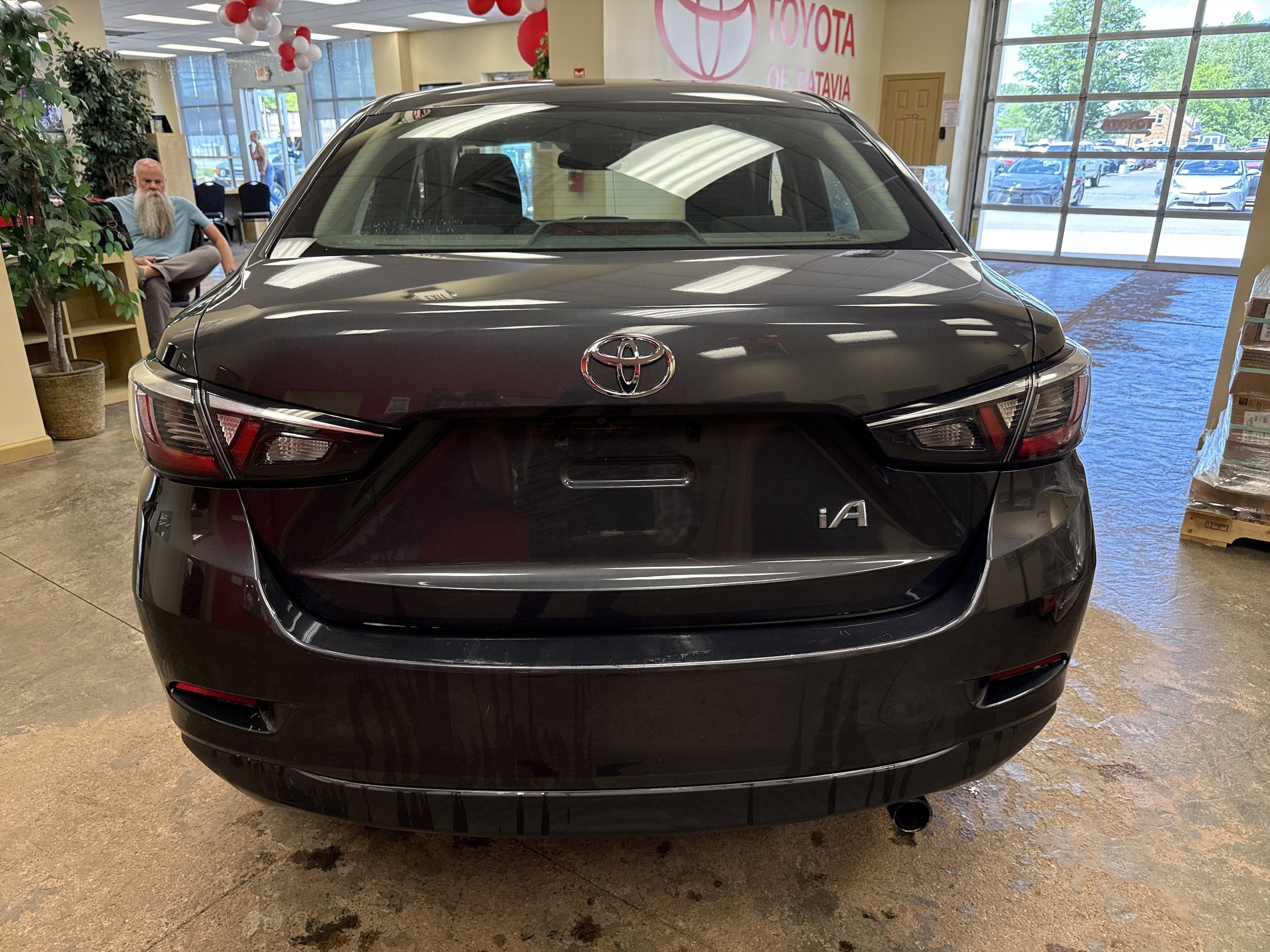 Used 2018 Toyota Yaris iA FWD image 8