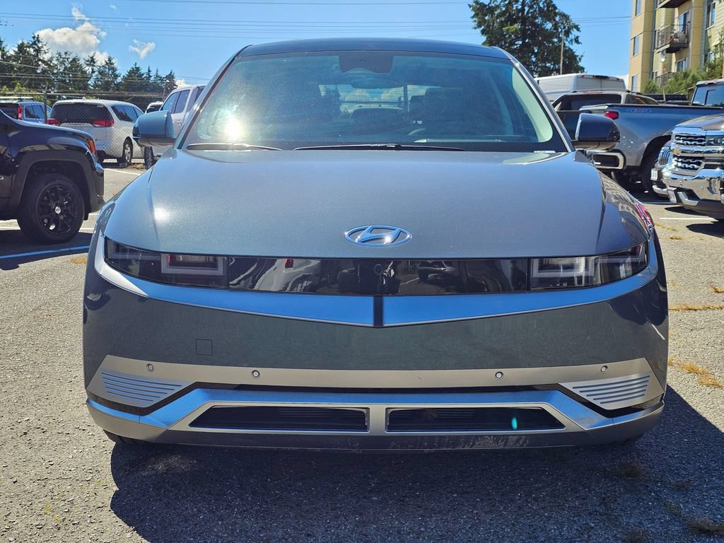 Used 2024 Hyundai Ioniq 5 Limited AWD/4WD image 2