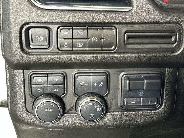 Used 2024 Chevrolet Tahoe LT w/ LT Signature Package image 19