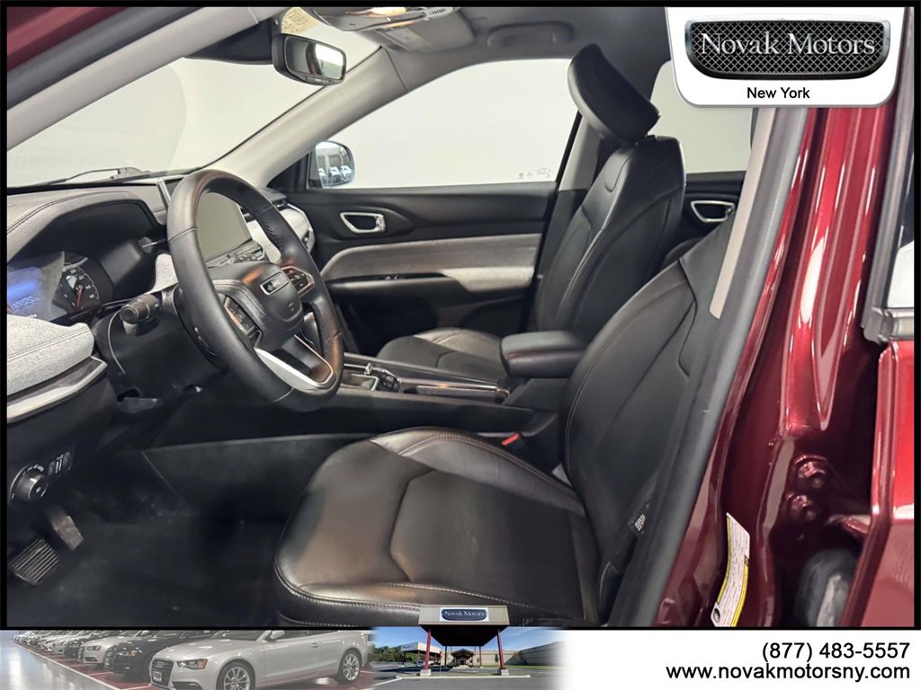 Used 2022 Jeep Compass Latitude image 12