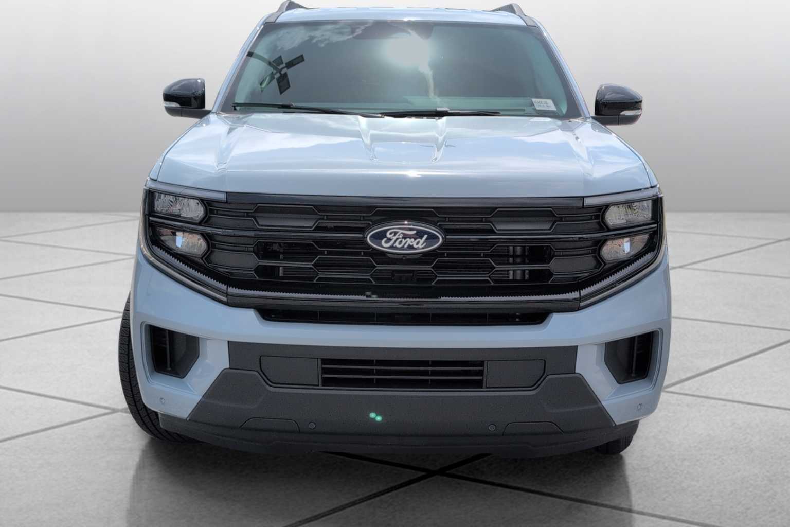 New 2027 Ford Expedition Active RWD image 3