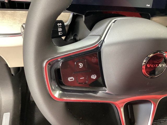 New 2026 Volvo EX90 Ultra AWD/4WD image 27