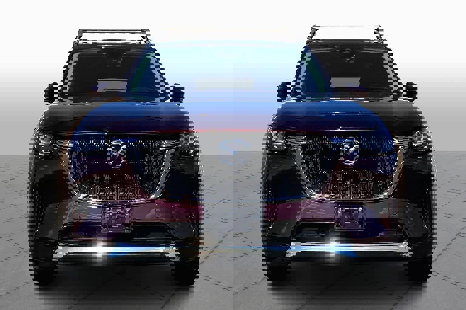 Used 2024 MAZDA CX-90 Plug-In Hybrid w/ Premium Pkg image 4