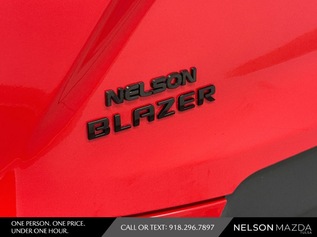 Used 2020 Chevrolet Blazer LT FWD image 14