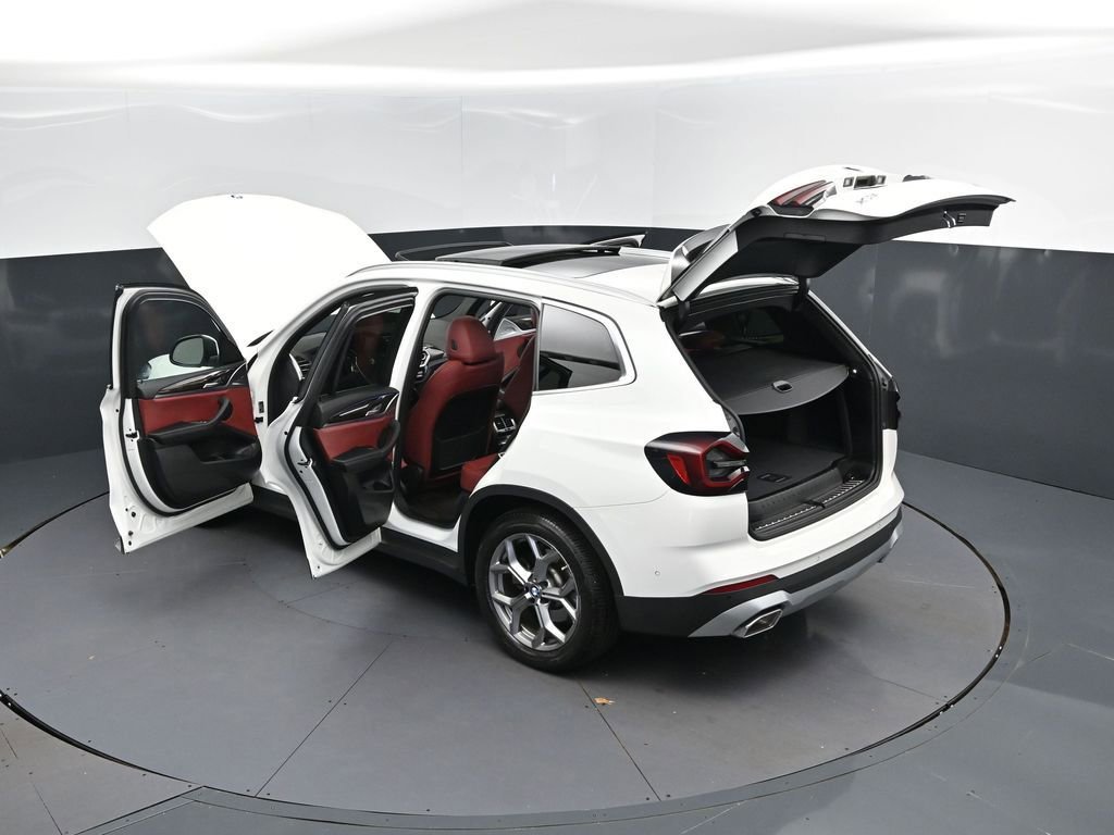 Certified 2024 BMW X3 sDrive30i w/ Convenience Package RWD image 2