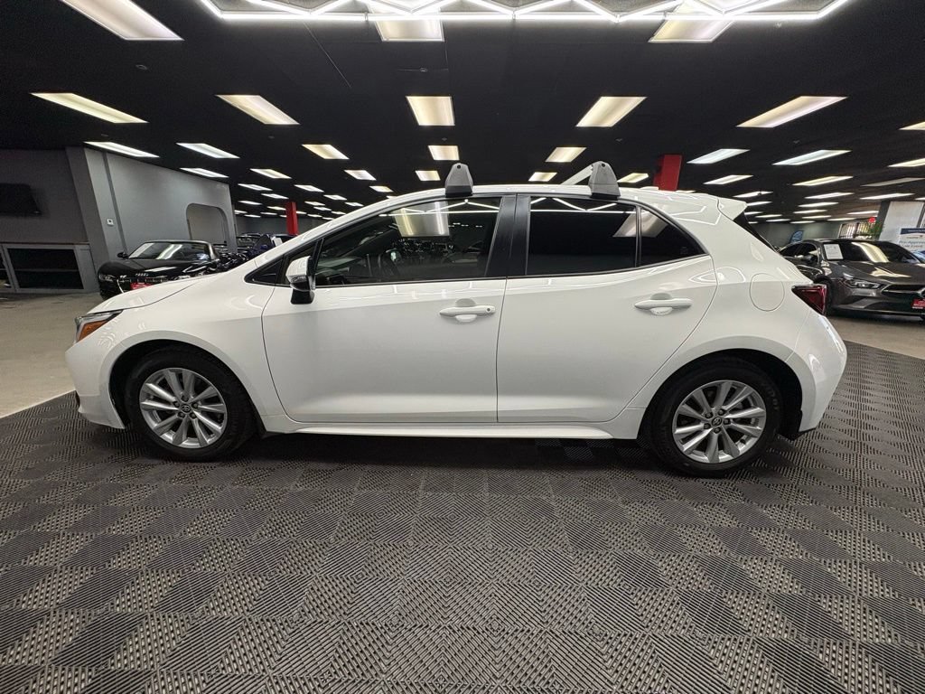 Used 2024 Toyota Corolla SE w/ SE Package FWD image 6