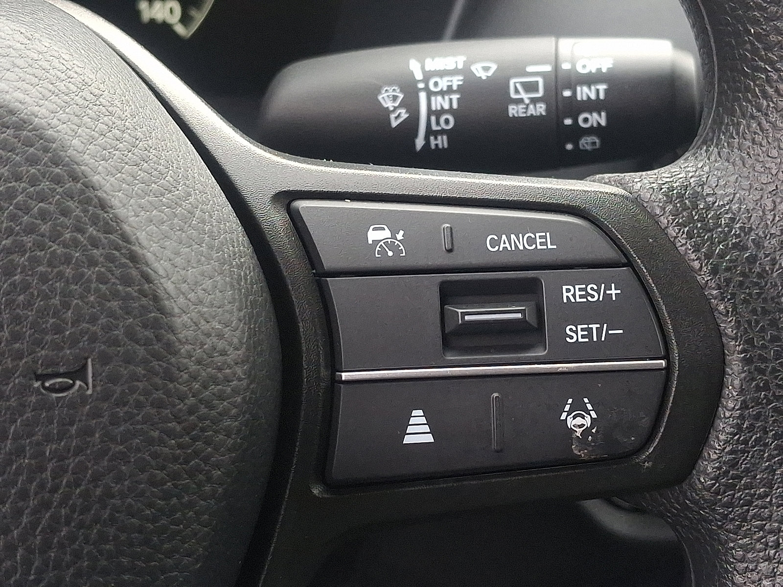 Certified 2025 Honda HR-V LX image 21