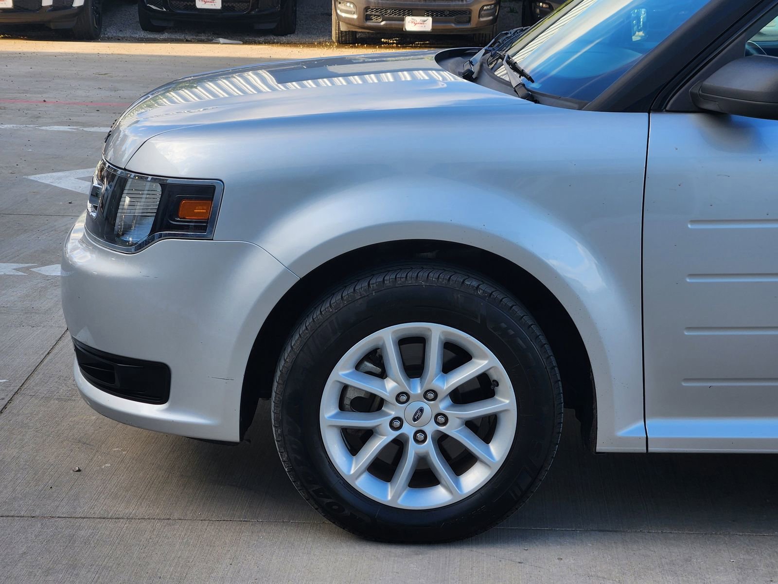 Used 2019 Ford Flex SE image 10