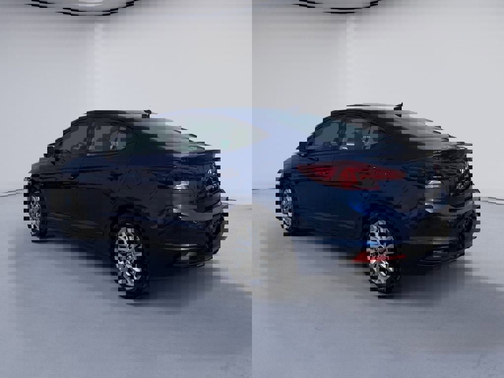 Used 2020 Hyundai Elantra Value Edition w/ Cargo Package (C1) image 3