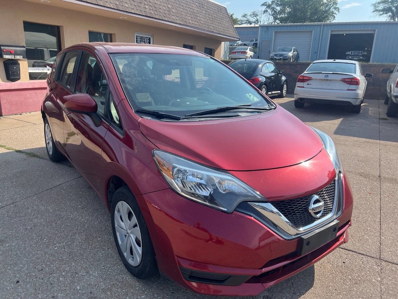 Used 2018 Nissan Versa Note SV image 5