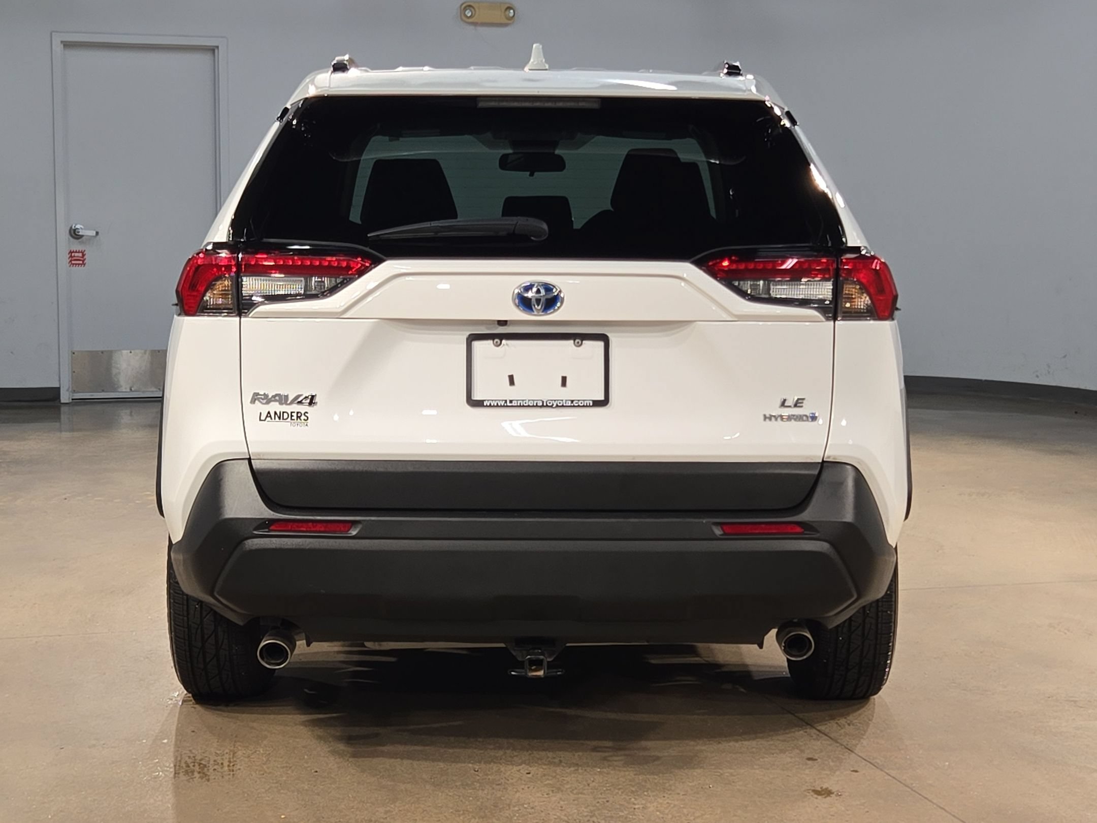 Used 2024 Toyota RAV4 LE AWD/4WD image 6