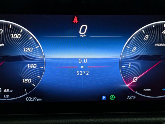 Used 2025 Mercedes-Benz GLB 250 image 14
