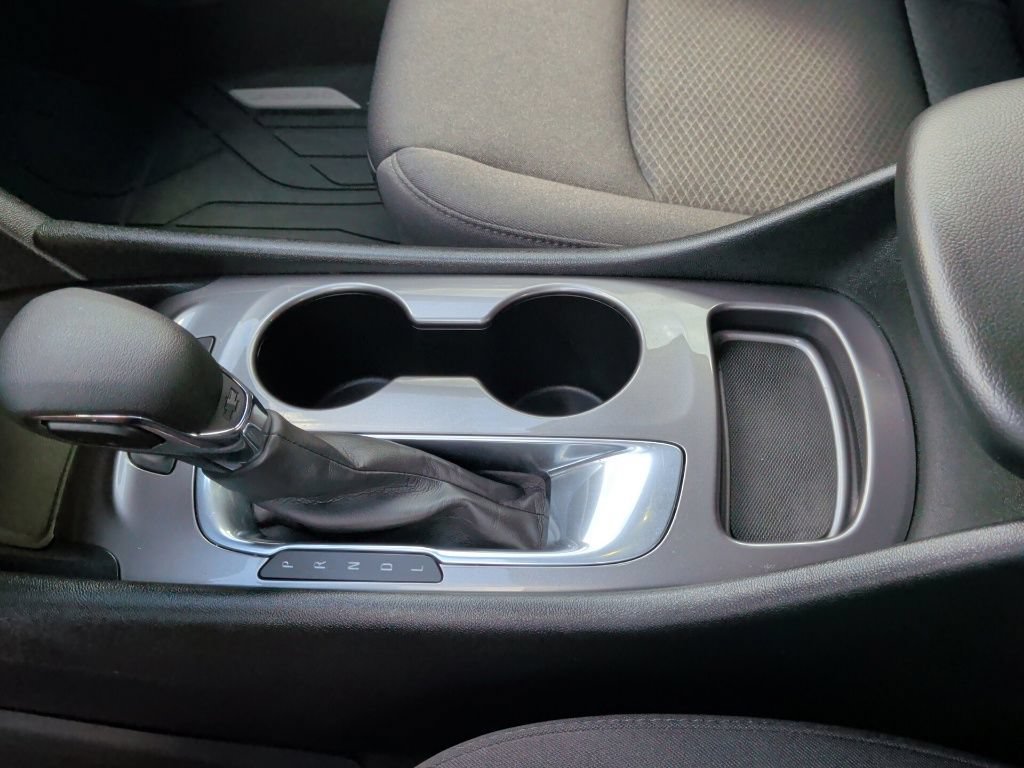 Used 2022 Chevrolet Malibu LS FWD image 28