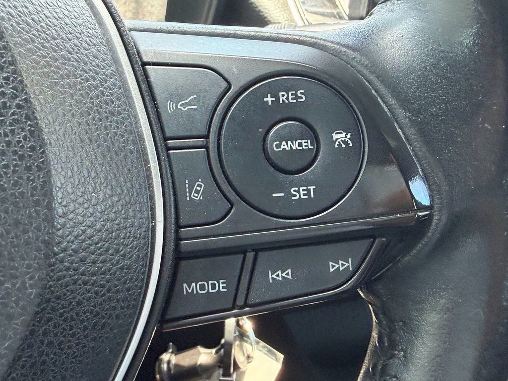 Used 2022 Toyota Corolla SE FWD image 24