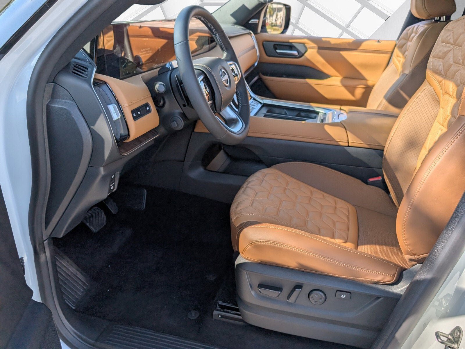 New 2026 Nissan Armada Platinum Reserve image 5