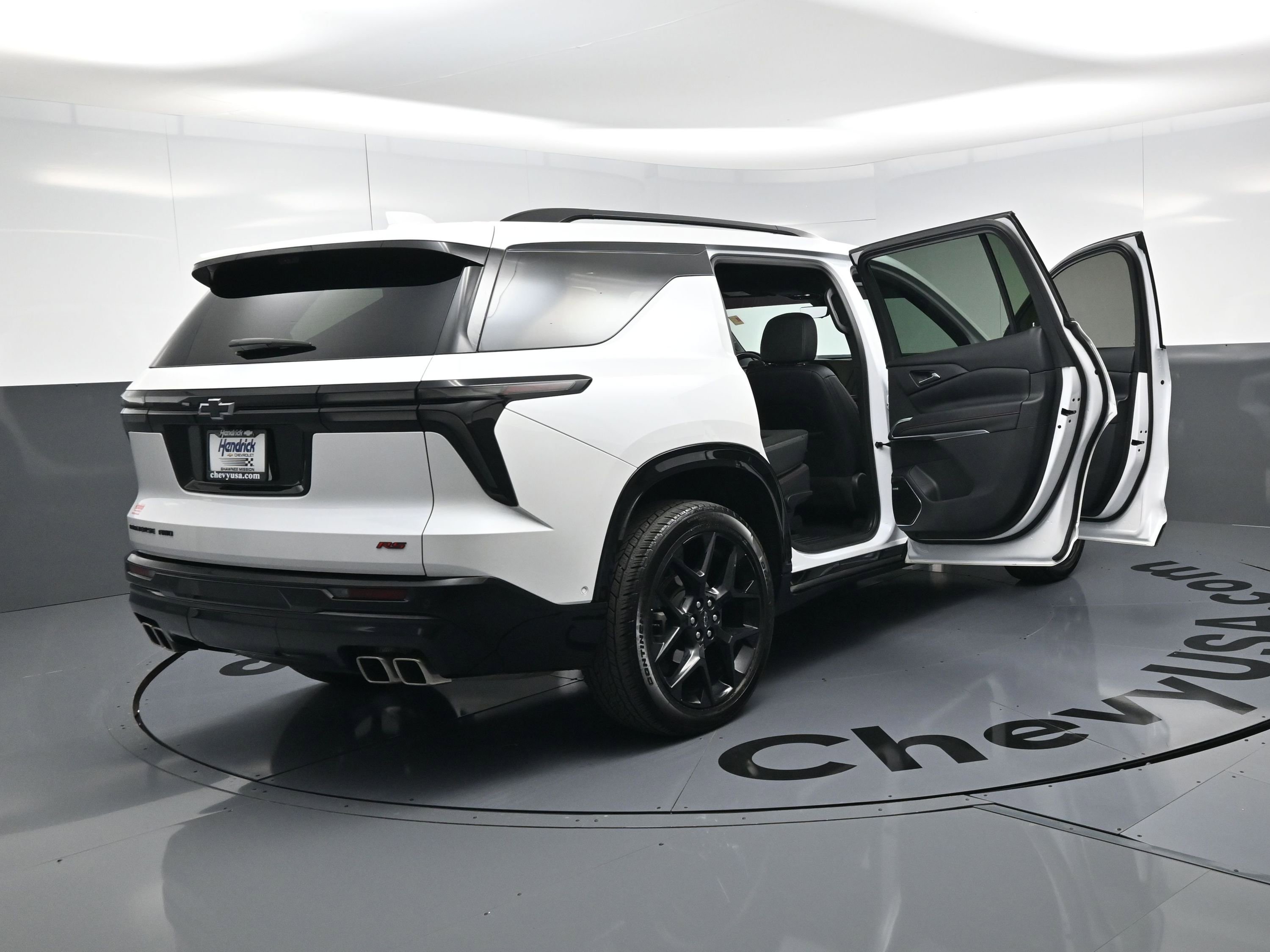 Certified 2025 Chevrolet Traverse RS w/ LPO, Floor Liner Package image 25