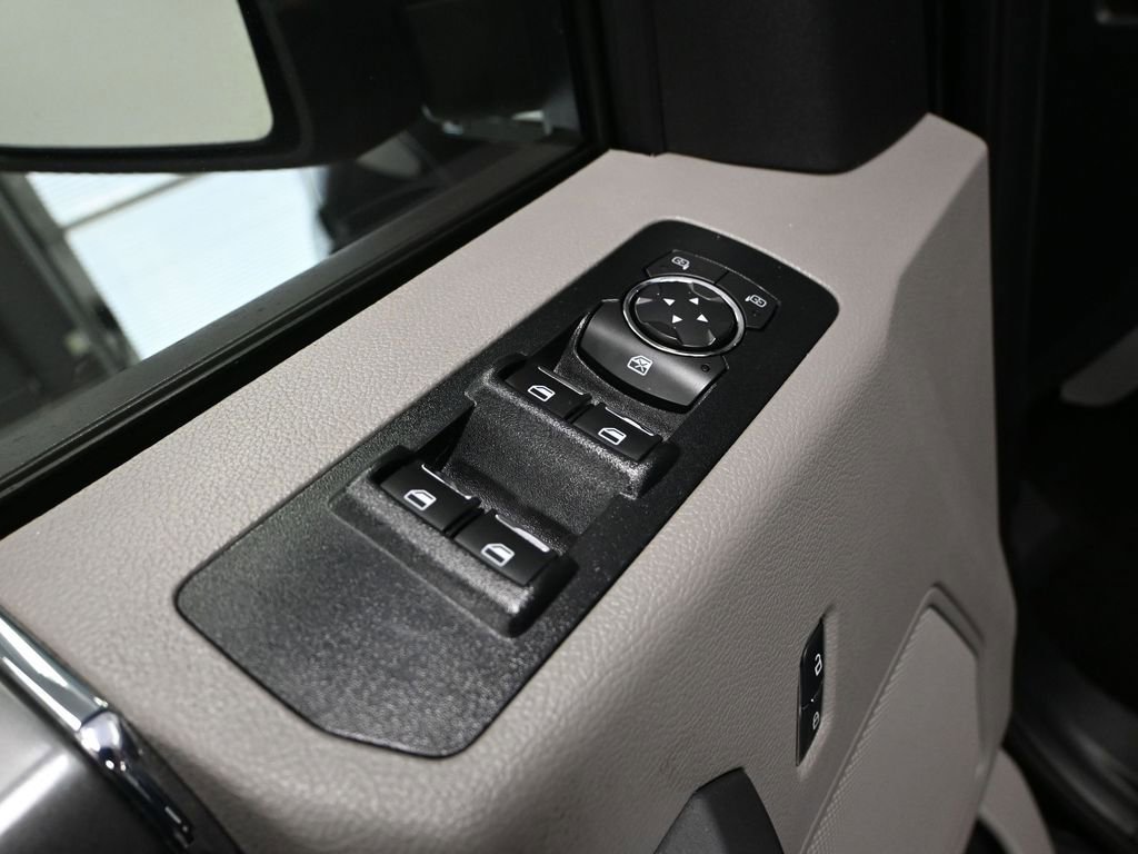 Used 2018 Ford F150 XLT w/ Equipment Group 302A Luxury image 23