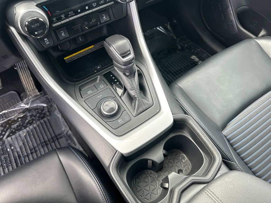 Certified 2020 Toyota RAV4 XSE image 23