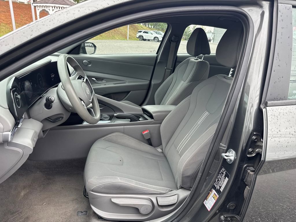 Used 2024 Hyundai Elantra SEL FWD image 10