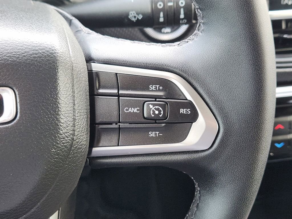 Used 2024 Jeep Compass Latitude w/ Convenience Group image 29