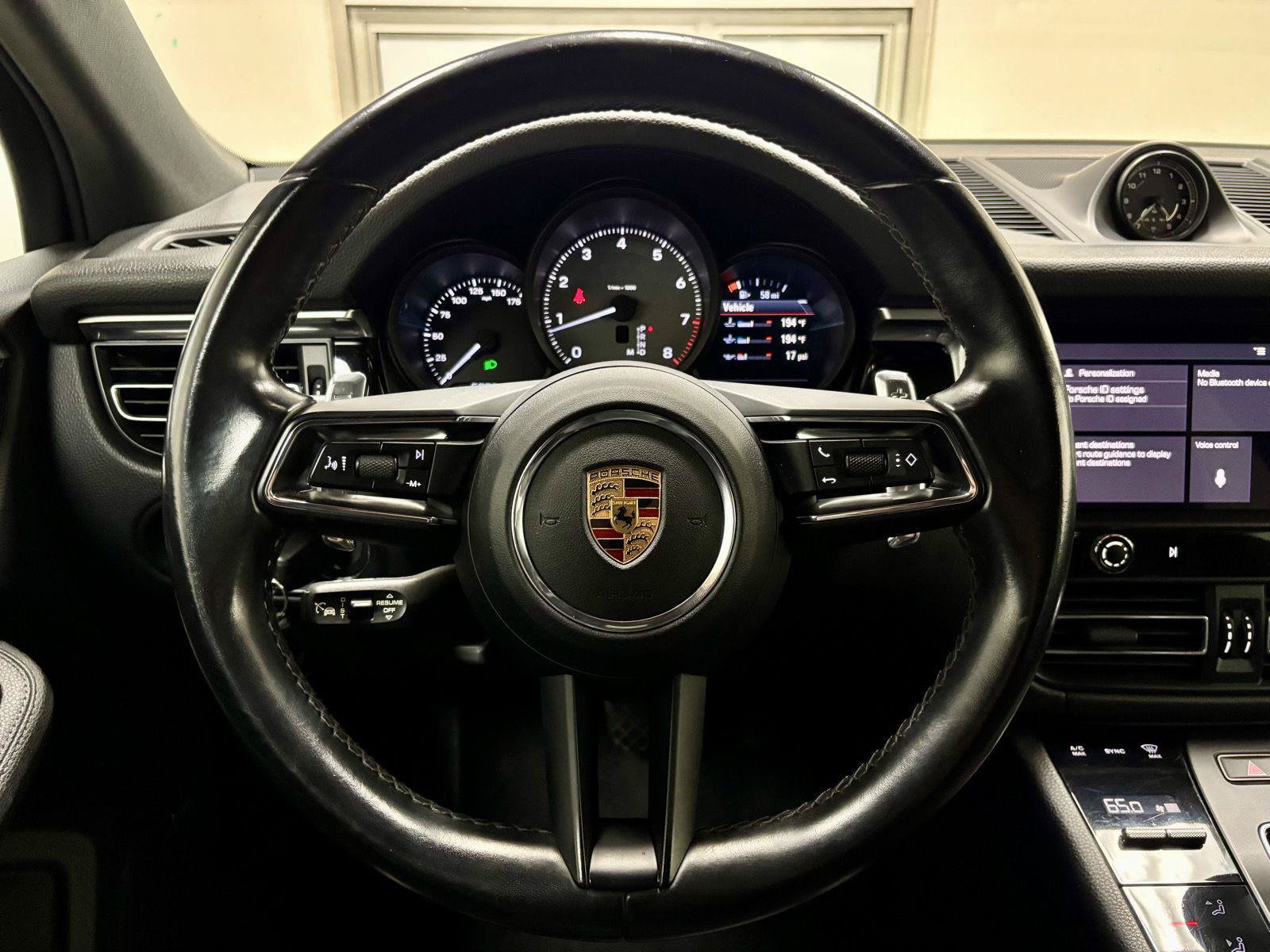Used 2022 Porsche Macan S AWD/4WD image 23