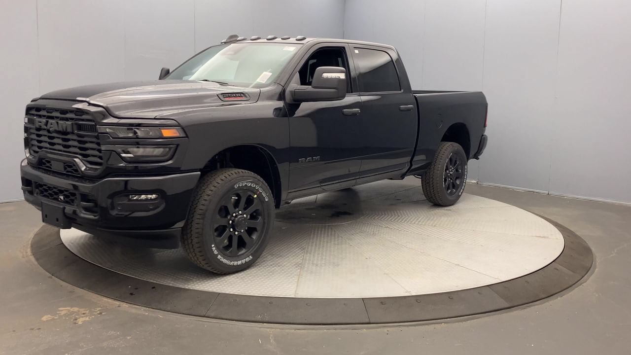 New 2026 RAM 2500 Big Horn AWD/4WD image 9
