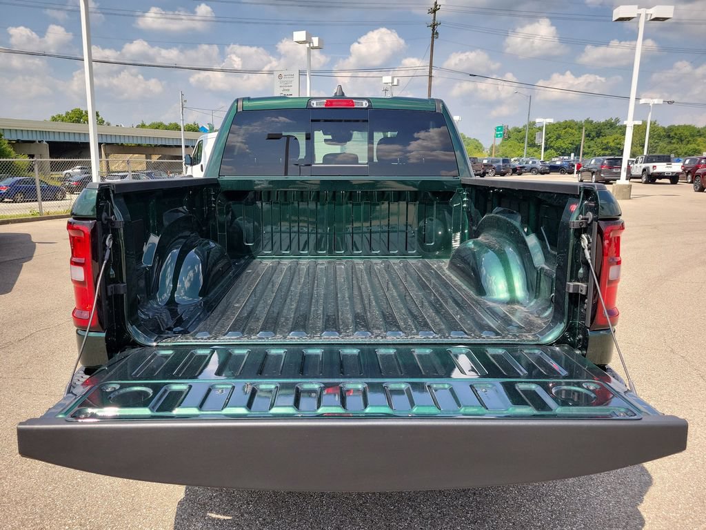 New 2026 RAM 1500 Big Horn AWD/4WD image 6