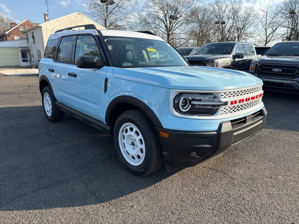New 2026 Ford Bronco Sport Heritage w/ Convenience Package AWD/4WD image 2