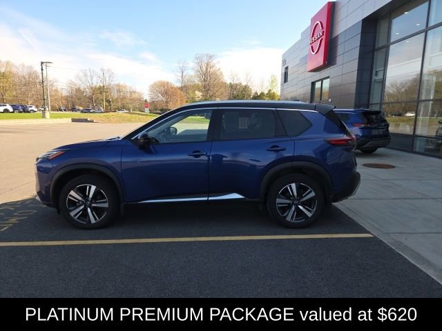 Certified 2023 Nissan Rogue Platinum w/ Platinum Premium Package AWD/4WD image 3