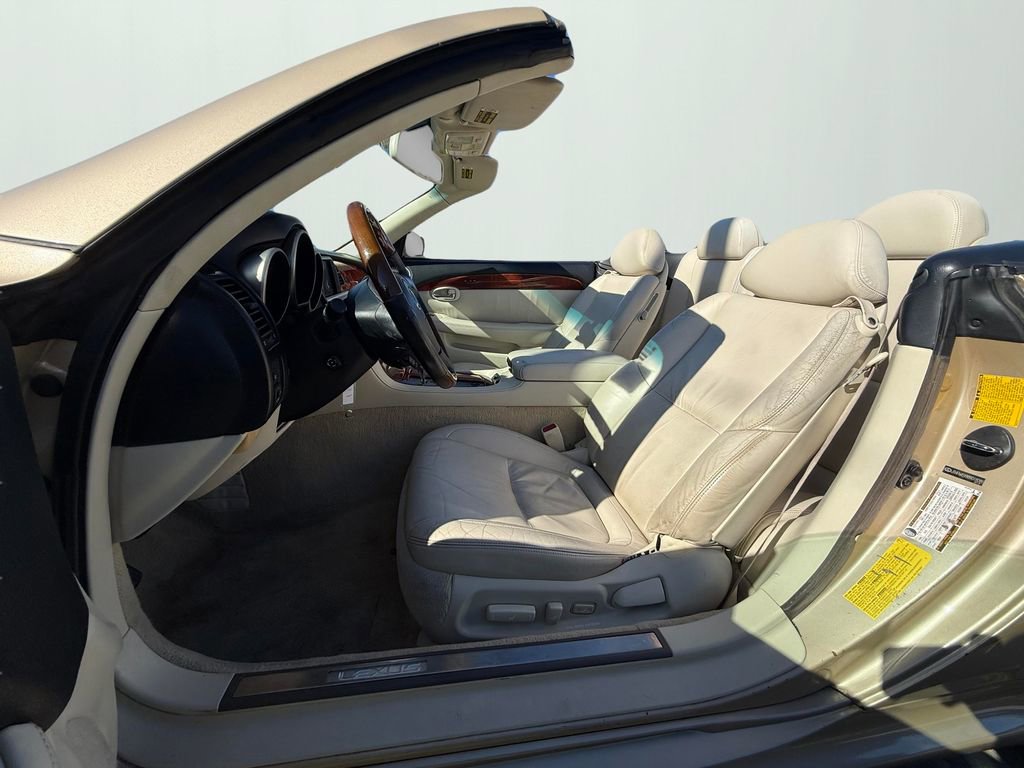 Used 2008 Lexus SC 430 Convertible image 17