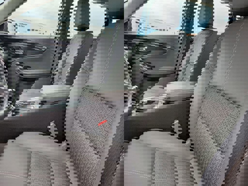 Used 2018 Chevrolet Impala LS image 16