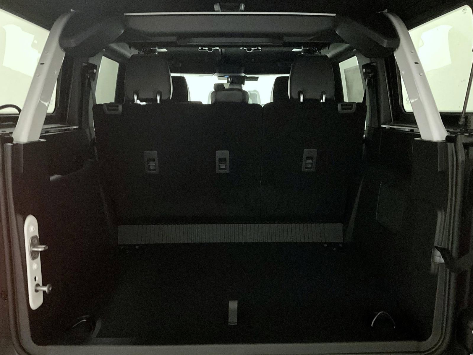 New 2025 Ford Bronco Outer Banks image 9