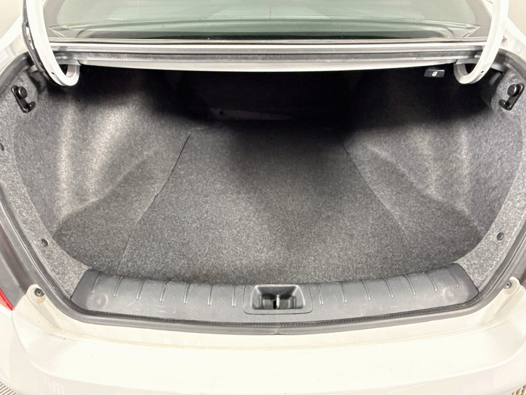 Used 2016 Honda Accord EX-L image 25