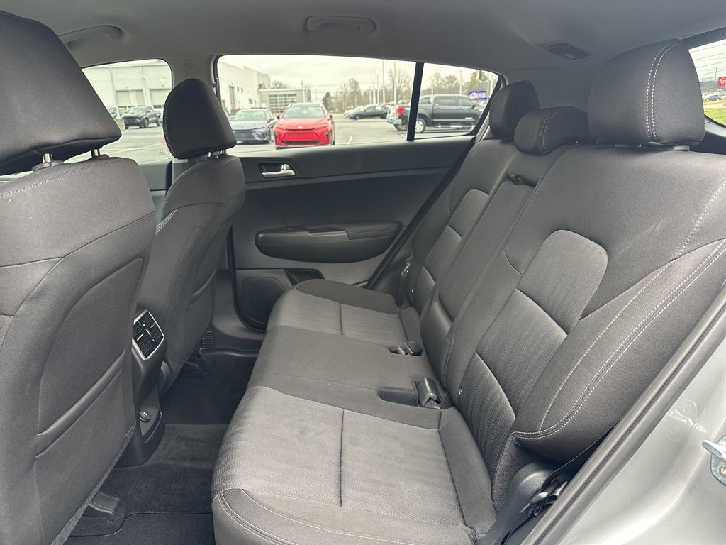 Used 2022 Kia Sportage LX image 29