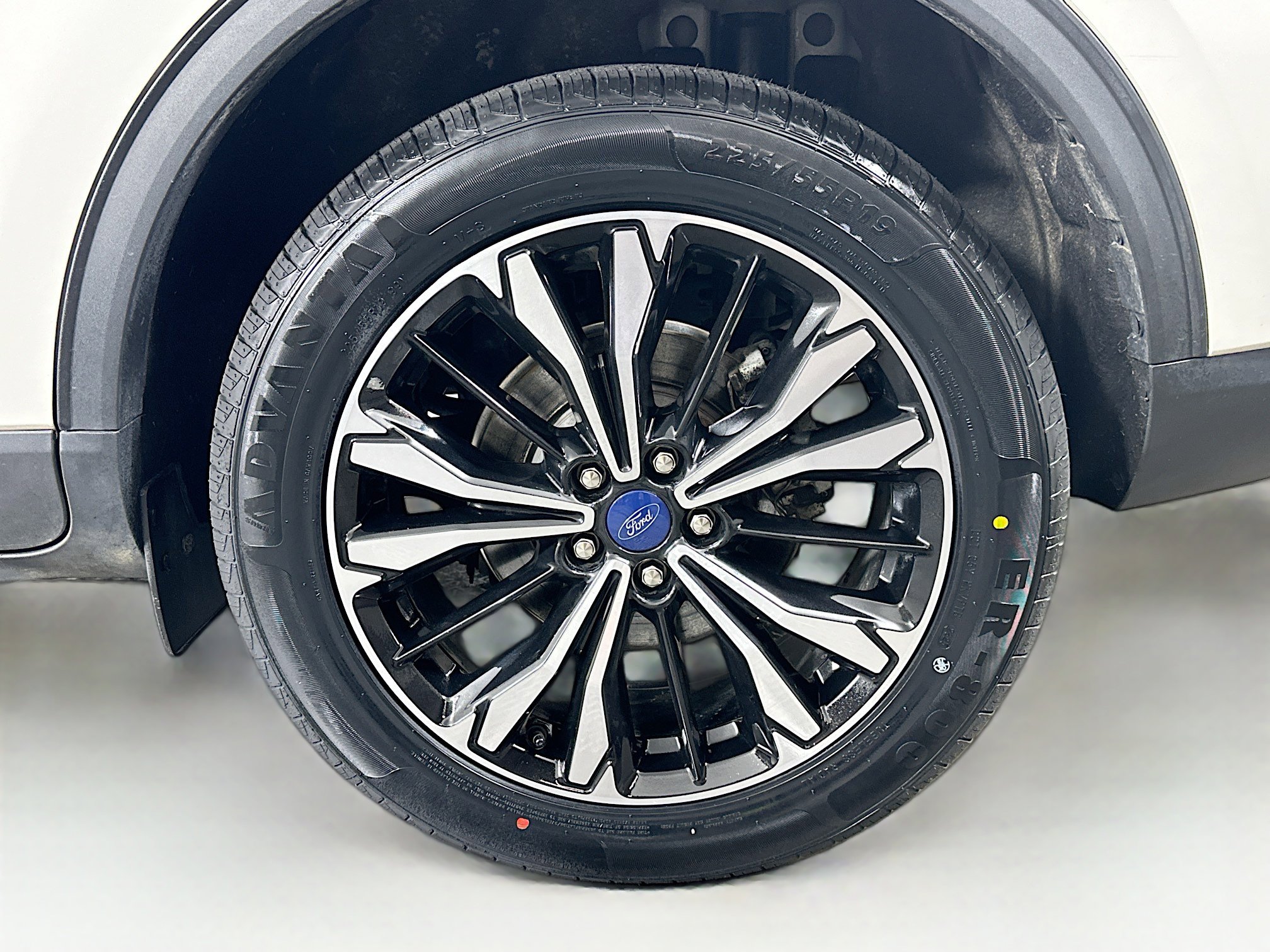 Used 2022 Ford Escape SEL w/ SEL Stealth AWD Package image 11