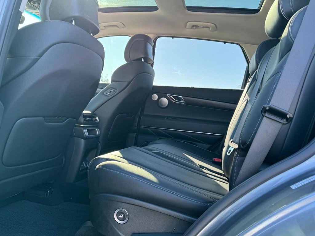 Certified 2025 Genesis GV80 3.5T Advanced image 10