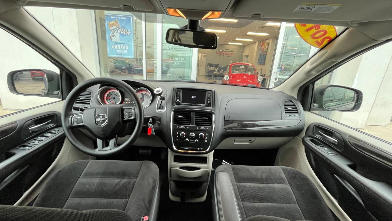 Used 2019 Dodge Grand Caravan SE w/ UConnect Hands-Free Group FWD image 39