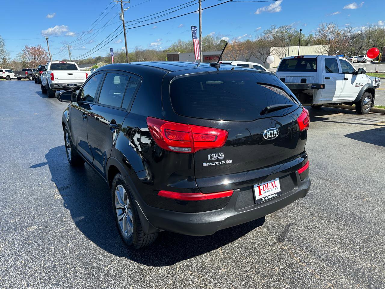 Used 2015 Kia Sportage LX image 2